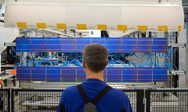Der deutsche Solarzellenbauer Solarworld hat seinen langen Überlebenskampf verloren. 3300 Mitarbeiter sind betroffen.