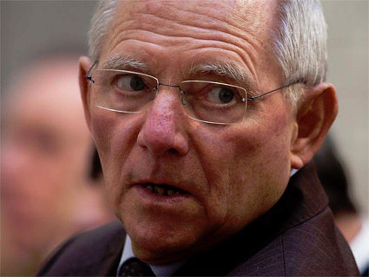 Auch der deutsche Finanzminister Wolfgang Schäuble ortete die Schuld sofort bei den Ratingagenturen.