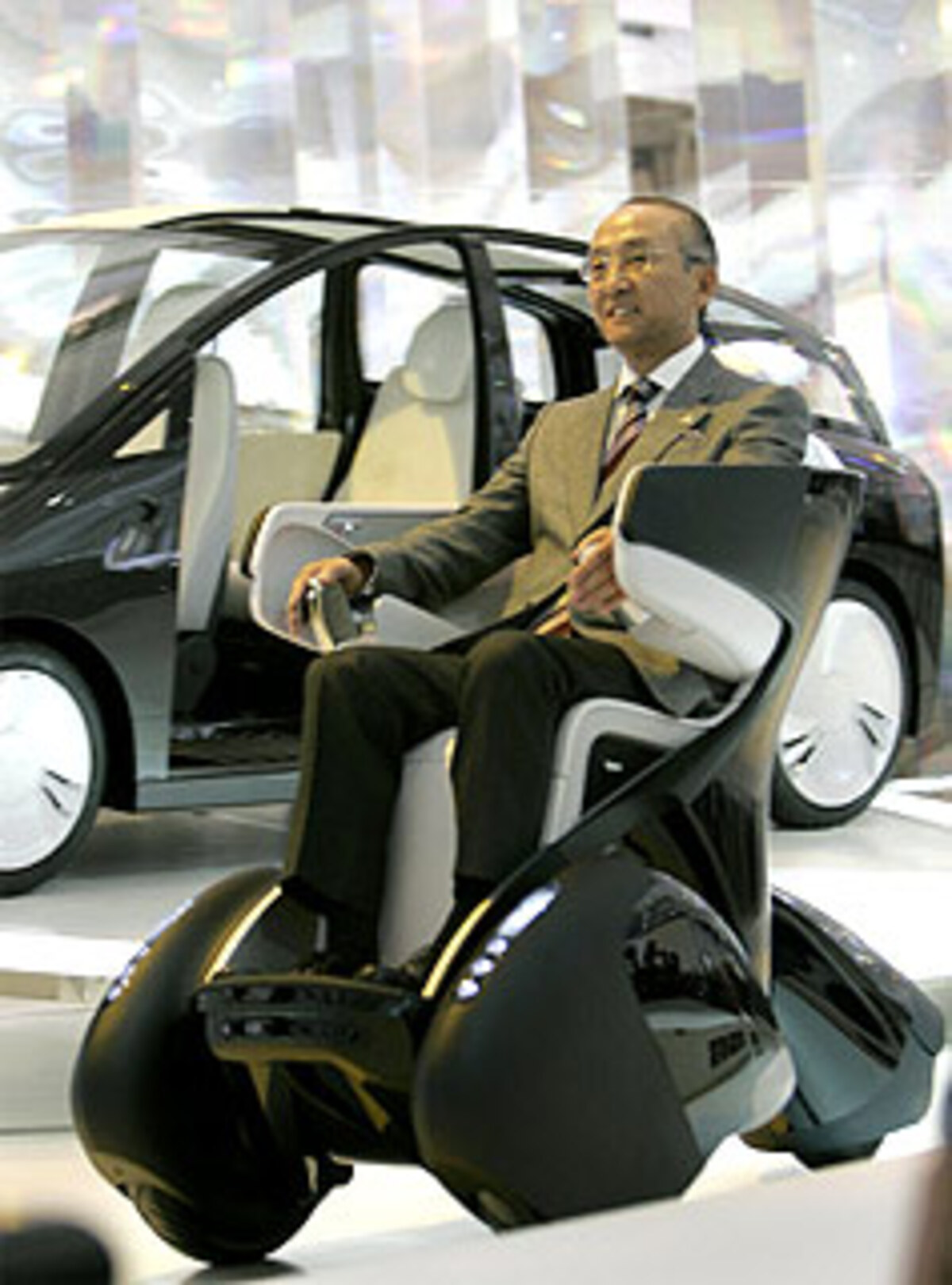 Den weltgrößten Autokonzern Toyota leitet Katsuaki Watanabe.