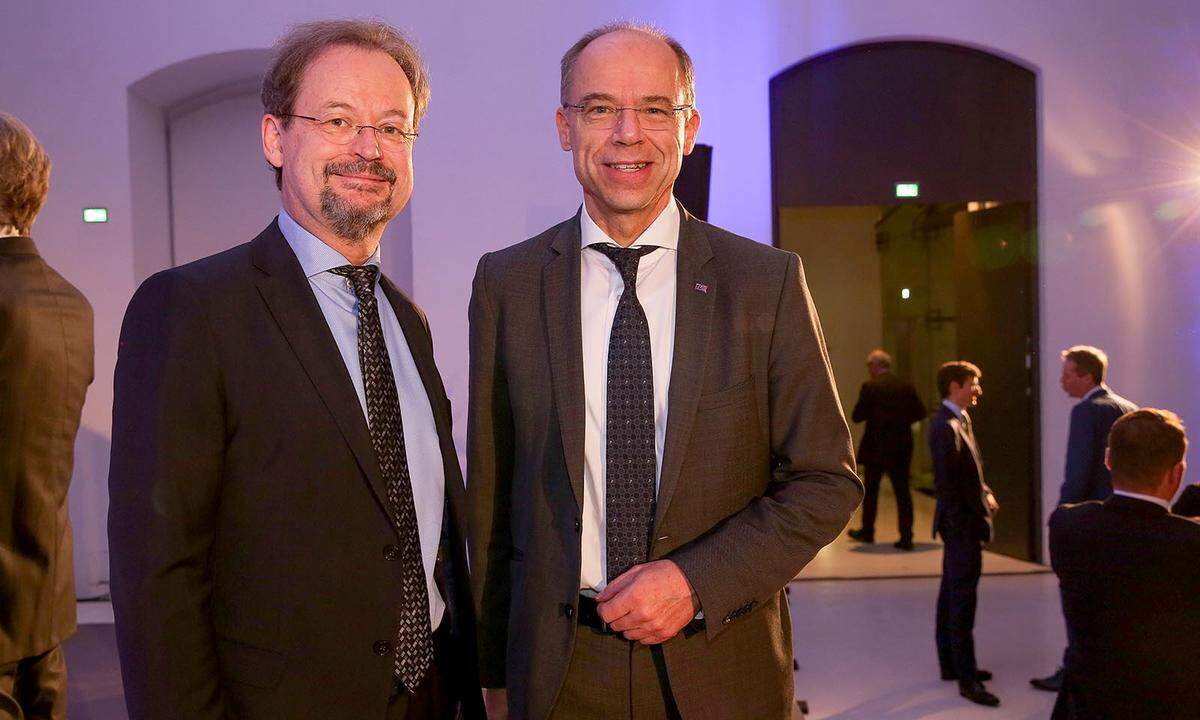 KSV1870-Vorstand Hannes Frech (l.) und TÜV Austria-Finanzvorstand Christoph Wenninger.