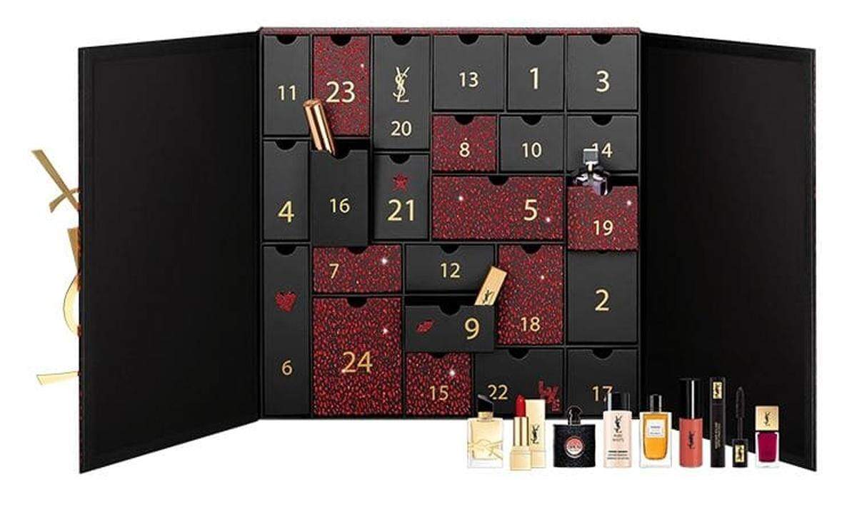 Parfum, Wimperntusche, Nagellack oder Serum. Der Adventkalender von YSL kann mit 24 kostbaren Überraschungen aufwarten, ca. 280 Euro.