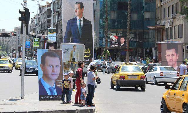 Propaganda für den mächtigen Staatschef. Am Mittwoch lässt sich Assad erneut zum Präsidenten Syriens wählen.