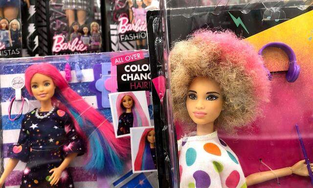 Barbie soll nicht mehr für unrealistische Schönheitsideale bekannt sein. 
