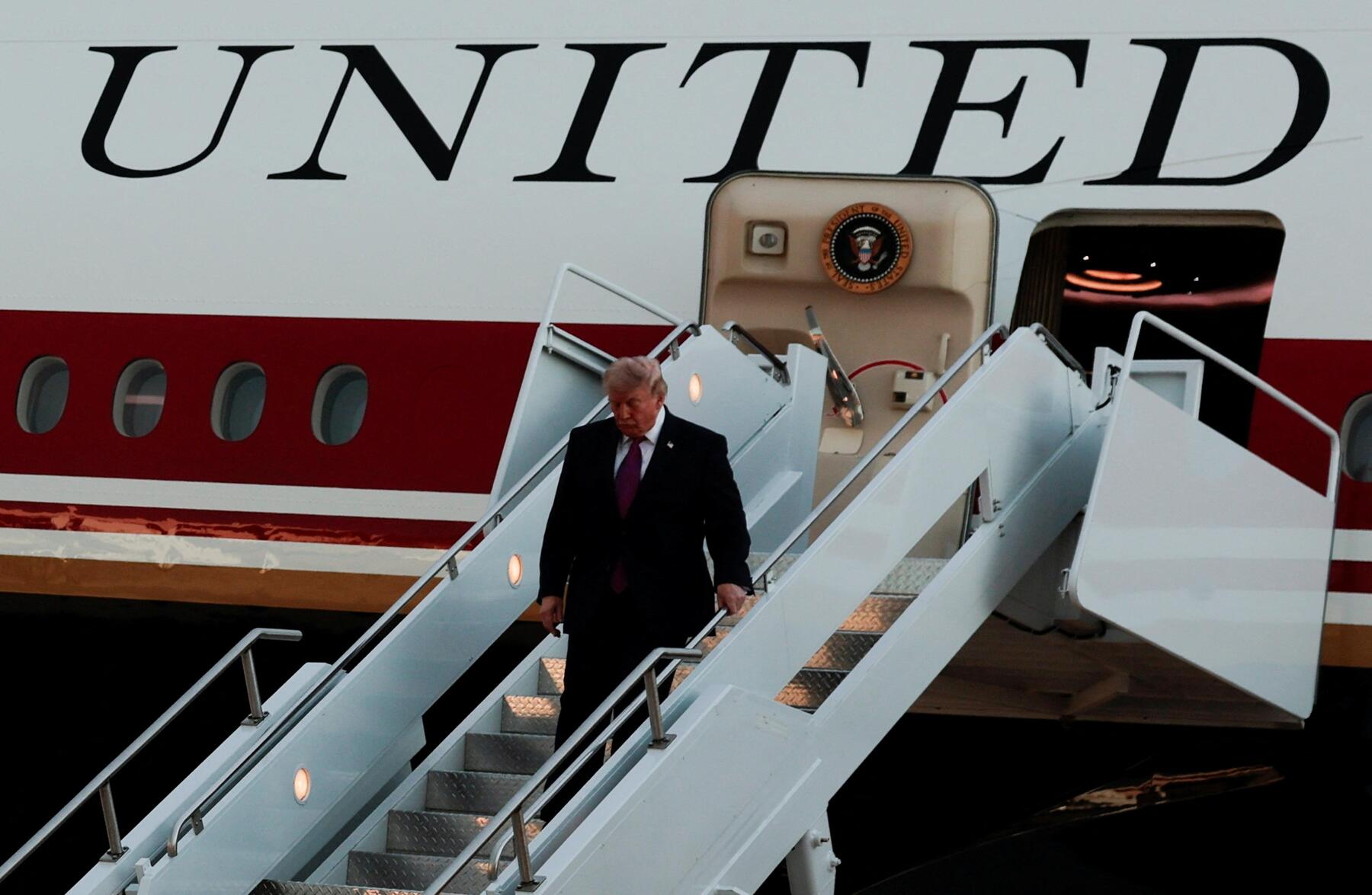 Trump's presidential plane, a gift from Qatar, to be refitted amid security concerns