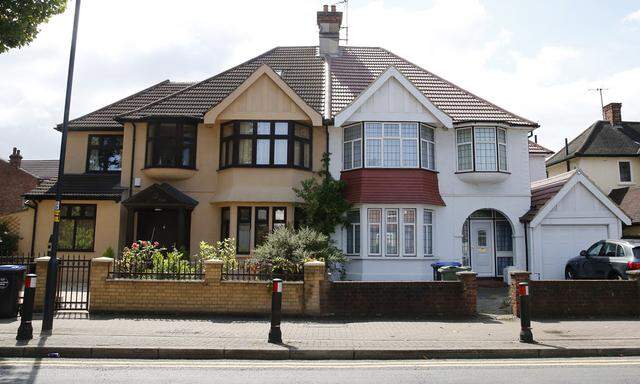 A view of semi-detached homes in the Willesden neighbourhood of northwest London