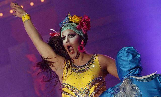 SPAIN CARNIVAL DRAG QUEEN