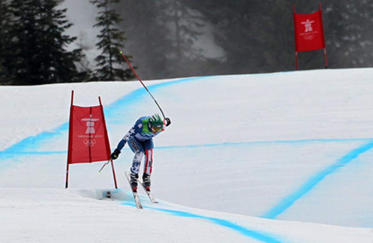 Mit Startnummer acht setzte dann der Amerikaner Bode Miller ein gewaltiges Ausrufezeichen: Der Routinier knallte eine sensationelle Fahrt auf die Dave-Murray-Piste und übernahm vier Zehntel vor Poisson die Führung. Seine 1:54,40 Minuten würden noch eine harte Nuss zu knacken sein.