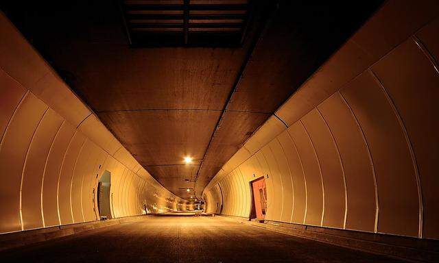 Archivbild: Roppener Tunnel