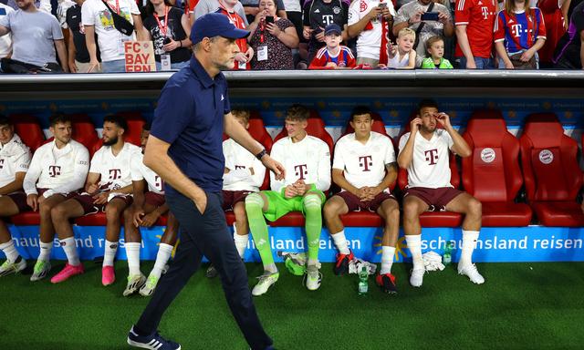 Bayern-Trainer Thomas Tuchel nimmt seine Mannschaft in die Pflicht. Der Druck auf die Münchner steigt. 