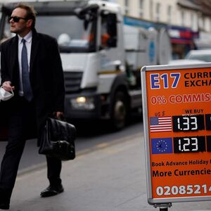 BRITAIN-MARKETS-ECONOMY-POUND-EURO-DOLLAR-MONEY