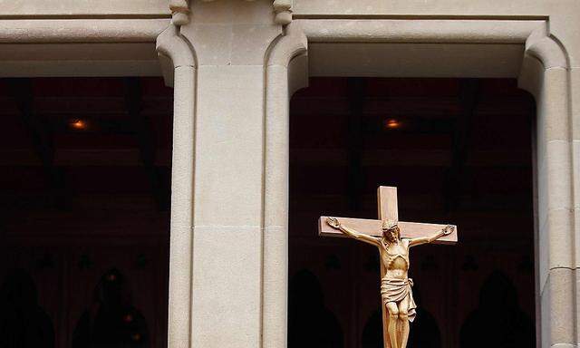 Symbolbild - Die australische Kirche zahlt Millionen an Missbrauchsopfer 