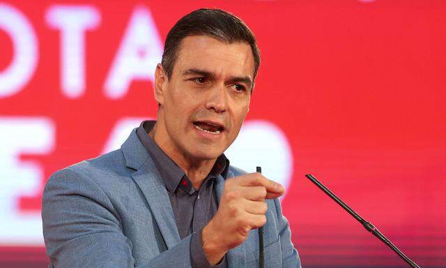 FILE PHOTO: Spanish acting Prime Minister and Socialist Workers' Party (PSOE) leader Pedro Sanchez attends a campaign closing rally ahead of general election, in Alcala de Henares