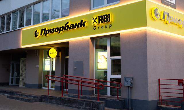 Die Raiffeisen Bank International (RBI) will sich von ihrer belarussischen Tochter Priorbank trennen.