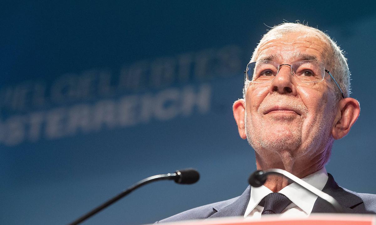 Bei einer vergleichbaren "Unique Research"-Umfrage konnte Van der Bellen noch 66 Prozent erzielen.