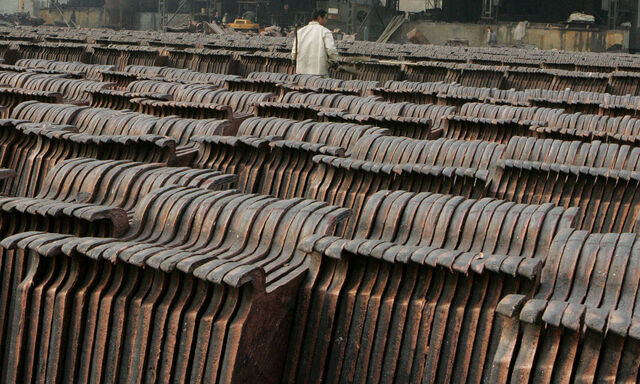 Kupfer überstieg zum ersten Mal seit mehr als sieben Jahren die Marke von 8000 Dollar pro Tonne.