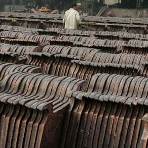 Kupfer überstieg zum ersten Mal seit mehr als sieben Jahren die Marke von 8000 Dollar pro Tonne.