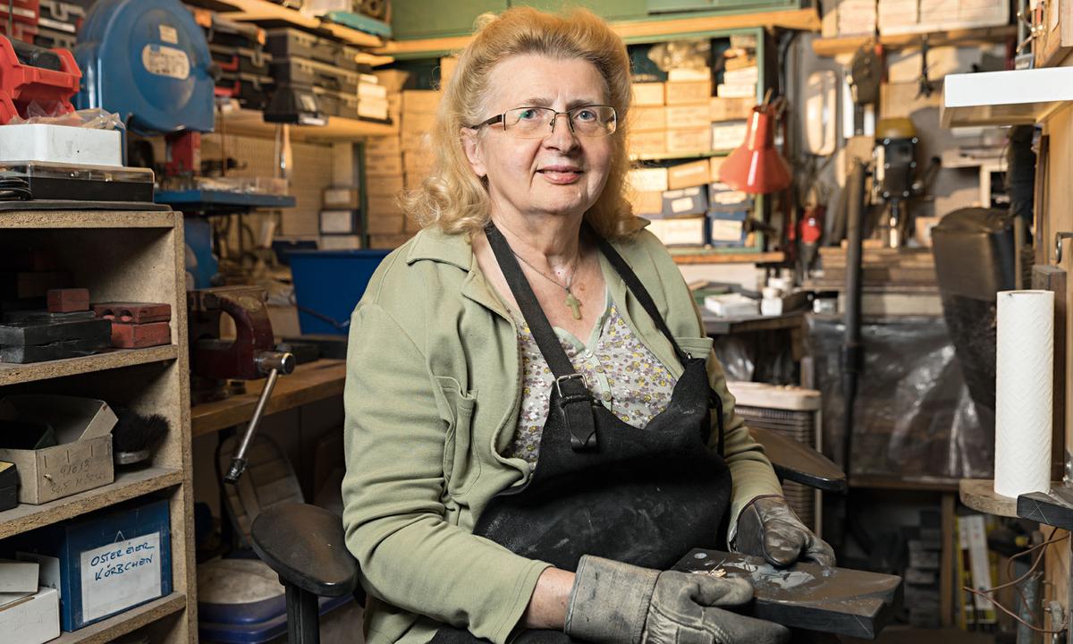 Formenschatz. Brigitte Kovar pflegt in der Liechtensteinstraße 66 in Wien ein Formenarchiv von knapp 1000 Zinnfiguren und -objekten.