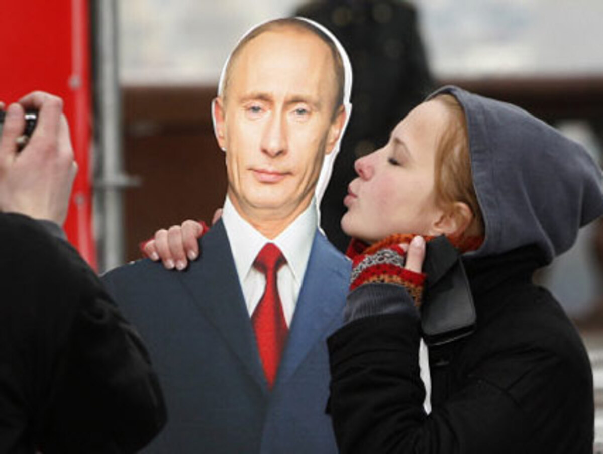 Nach den gelegentlich chaotischen Phasen der Jelzin-Ära galt Putin dem Westen als Garant für Stabilität und als zuverlässiger Gesprächspartner.