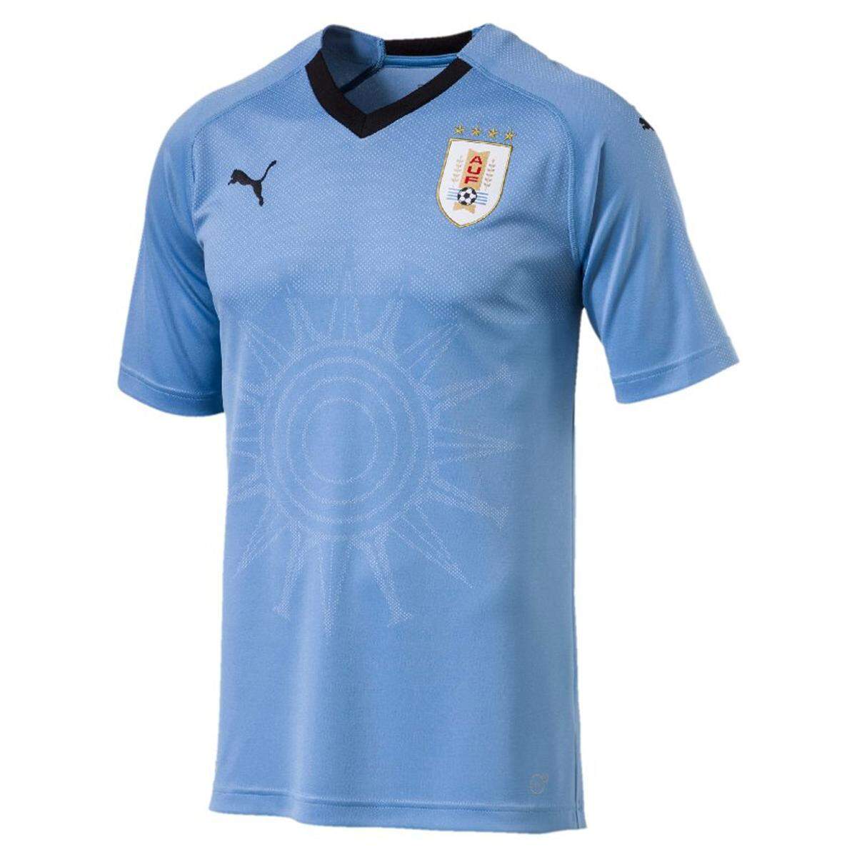 Dem Sommer entgegen: Das Heimtrikot von Uruguay hat ein Sonnenmotiv.