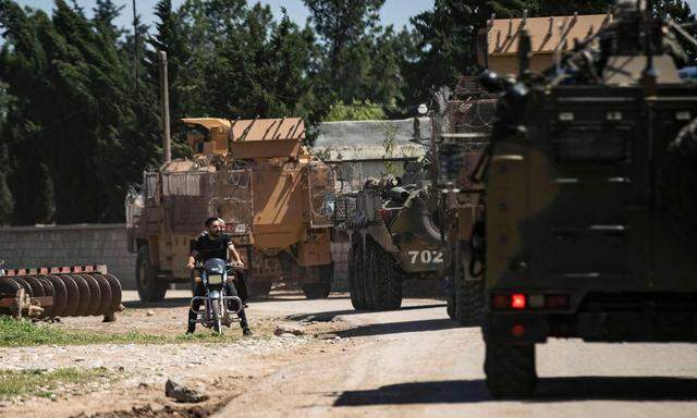 Türkische Streitkräfte haben Teile des syrischen Grenzlands unter ihre Kontrolle gebracht. 
