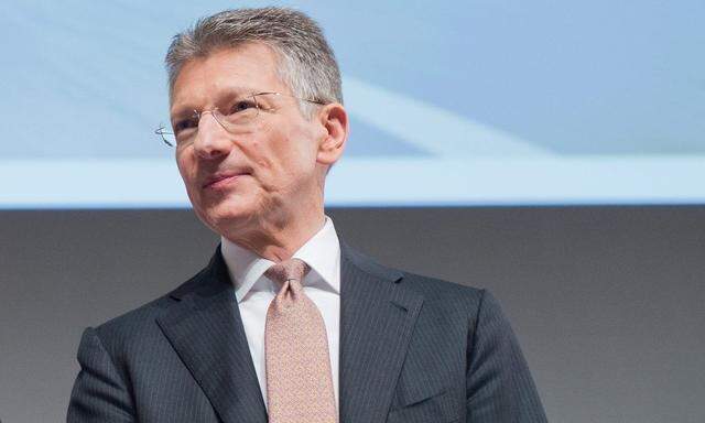 Continental-Chef Elmar Degenhart verweist bei der Elektromobilität auf enorme Investitionssummen.