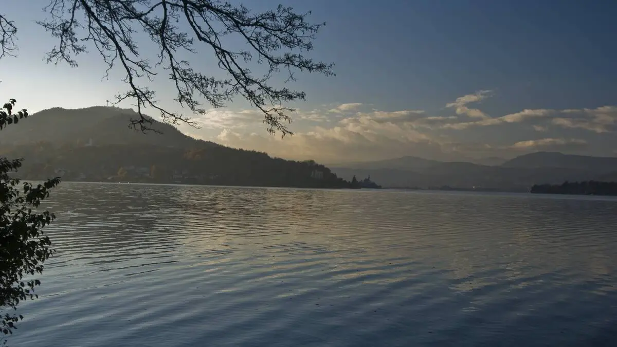 K-rnten-Badewarnung-f-r-Abfluss-aus-dem-W-rthersee