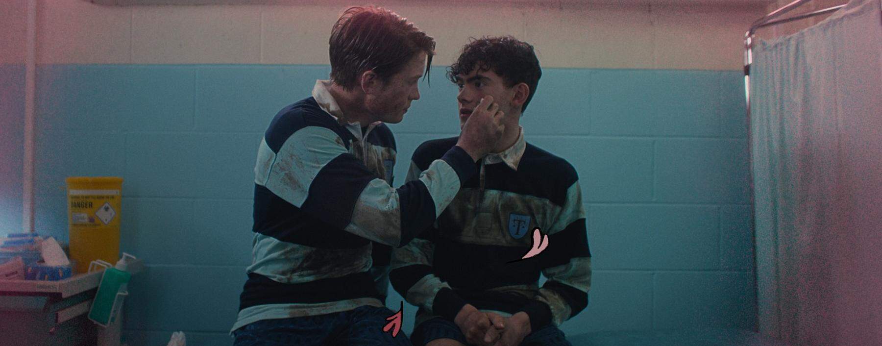 Nick (Kit Connor) und Charlie (Joe Locke), zwei Verliebte in „Heartstopper“.