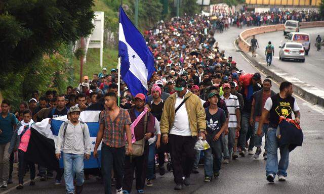 Mexiko verstärkt wegen Migranten aus Honduras Grenzschutz