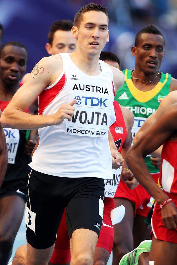 Andreas Vojta kommt am Mittwoch bei den Leichtathletik-Weltmeisterschaften in Moskau in den Vorläufen über 1.500 m gesamt nur an die 28. Stelle - und damit scheidet er aus. Der Niederösterreicher klassiert sich in seinem Lauf mit 3:41,51 Minuten an der achten Stelle, da die beiden anderen Rennen schneller waren, hat er keine Aufstiegschance.