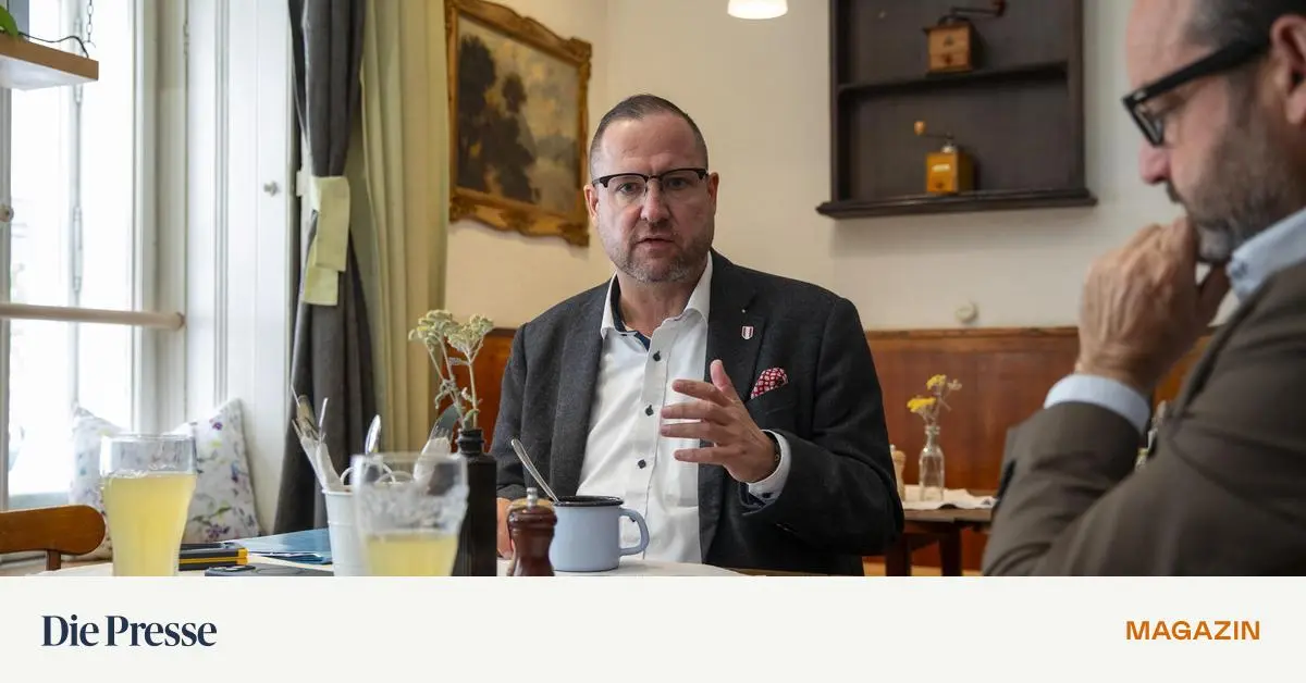 Christian-Hafenecker-Die-FP-in-einer-Person-verdichtet-premium-