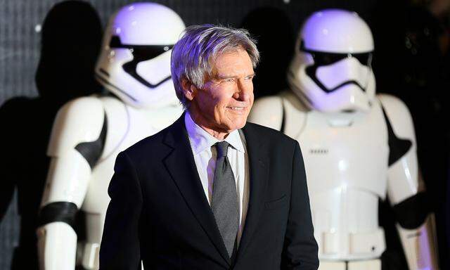 Harrison Ford arrives at the European Premiere of Star Wars, The Force Awakens in Leicester Square, London