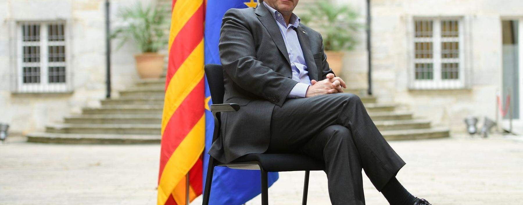 Carles Puigdemont als Regionalpräsident im Jahr 2017, in seiner Heimatstadt Girona.