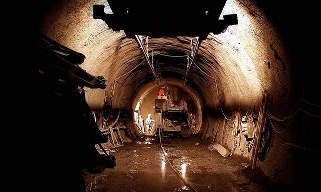 SEMMERING- BASISTUNNEL