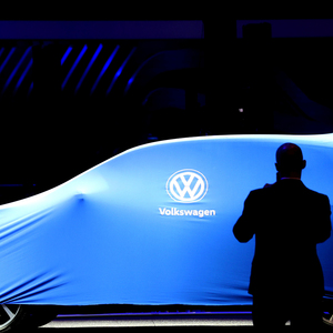 Die VW-Aktie fiel sogar schon vor dem Abgasskandal aus den MSCI-Nachhaltigkeitsindizes hinaus. 