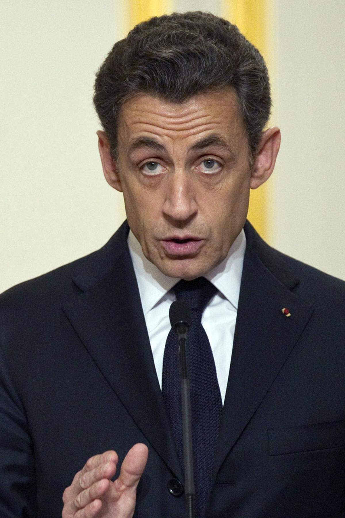 "Frankreich ist entschlossen, seine Rolle in der Geschichte auszufüllen."Mit diesen Worten kündigt Präsident Nicolas Sarkozy den Militäreinsatz gegen das libysche Regime an.