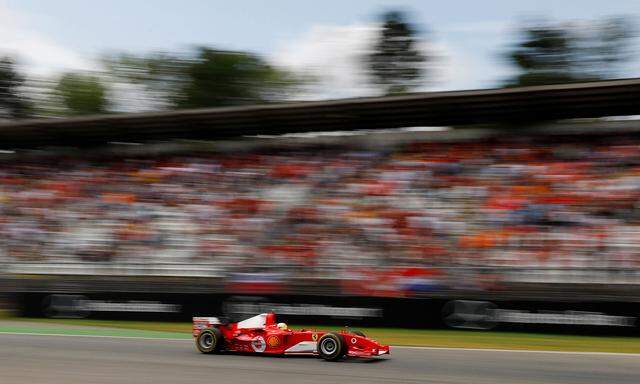 Der Weltmeister-Ferrari von 2004. Am Steuer: Mick Schumacher.