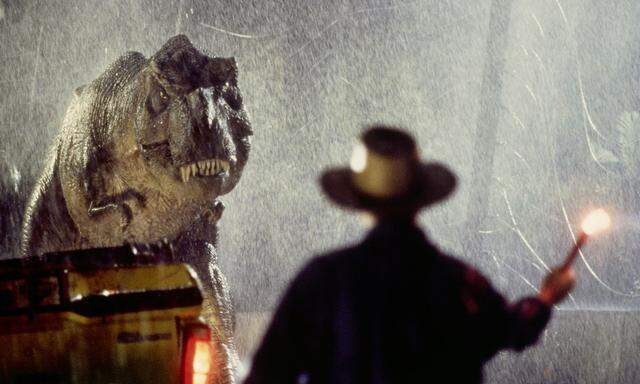 Im Film taucht der T. rex aus prasselndem Regen auf. Hat er es in der Realität auch getan?  