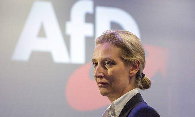 Alice WEIDEL AfD Fraktionschefin AFD Kongress am 30 06 2018 in Augsburg M E S S E A U G S B U