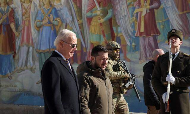 Joe Biden tauchte am Montag in Kiew auf.