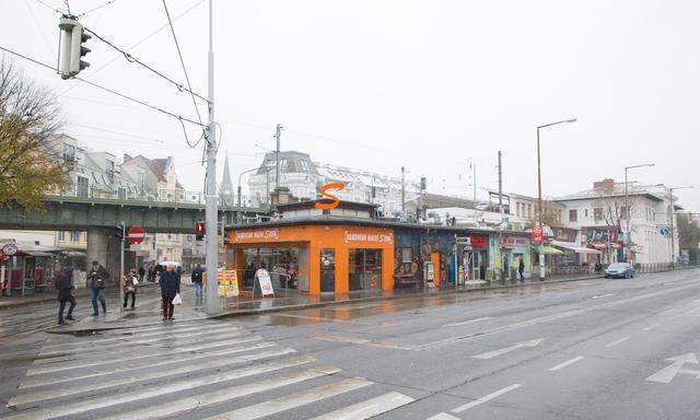 Der unscheinbare Gersthofer Markt soll mehr Platzcharakter bekommen, die Gersthofer Straße dafür schmäler werden.