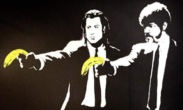 2002 hat Banksy „Pulp Fiction“ auf eine Wand der Londoner U-Bahn gemalt. Einen Druck davon gibt es bei der Galerie Hartinger.