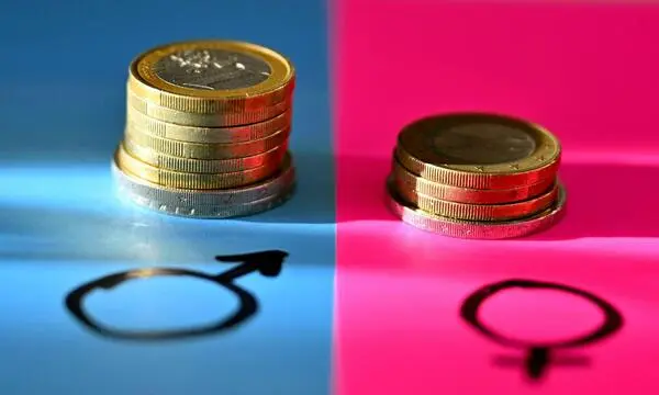 Trotz leichter Fortschritte verdienen Frauen in Österreich weiterhin deutlich weniger als Männer. Der Equal Pay Day macht die Lohnlücke symbolisch sichtbar.