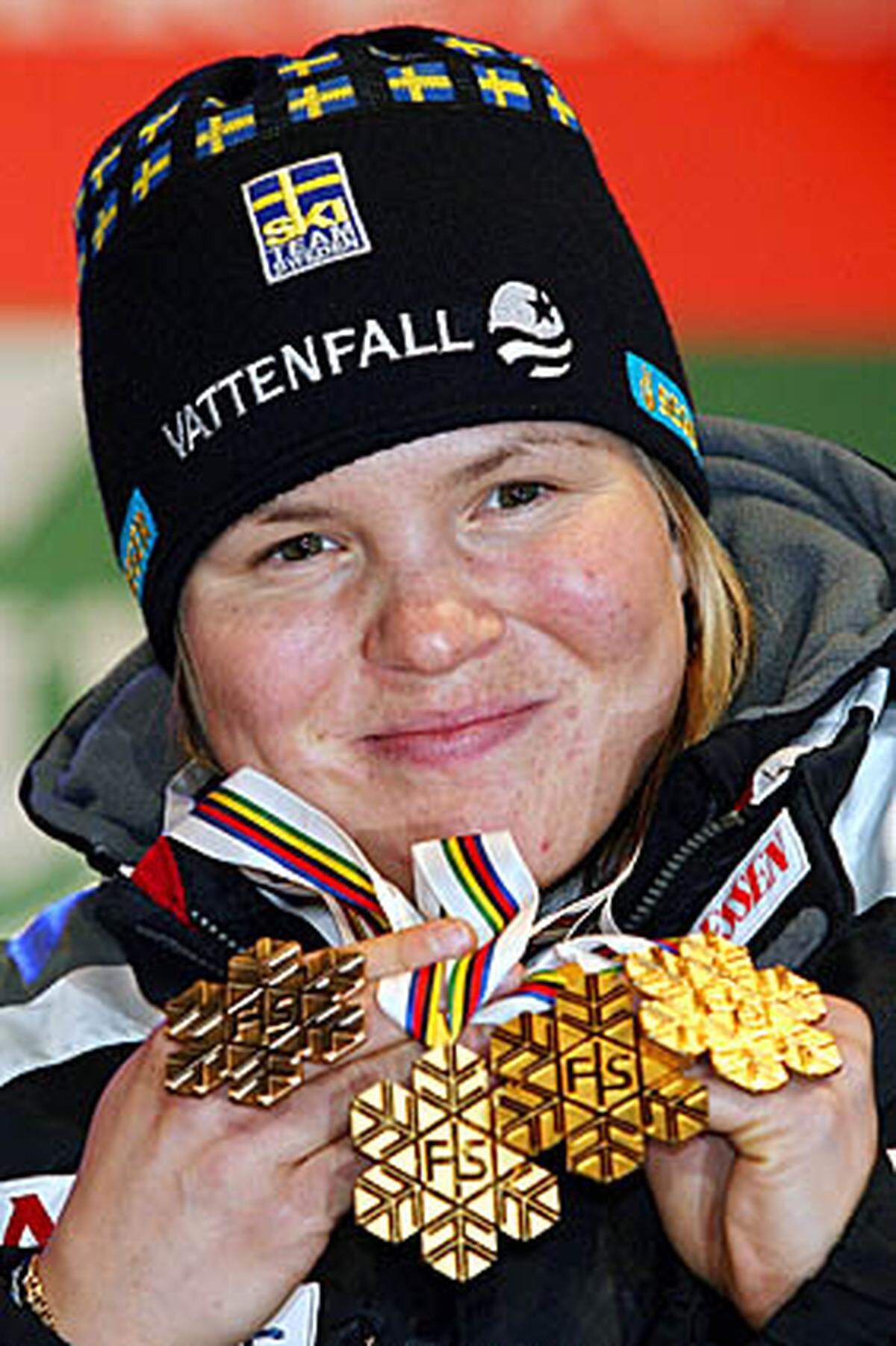 Die Schwedin hält bei sieben Gold-, zwei Silber- und vier Bronzemedaillen. Die Schwedin brillierte vor allem bei ihrer Heim-WM in Aare, wo sie dreimal Gold, einmal Silber und einmal Bronze holte. Pärson gewann als einzige Weltmeistertitel in allen fünf Disziplinen.