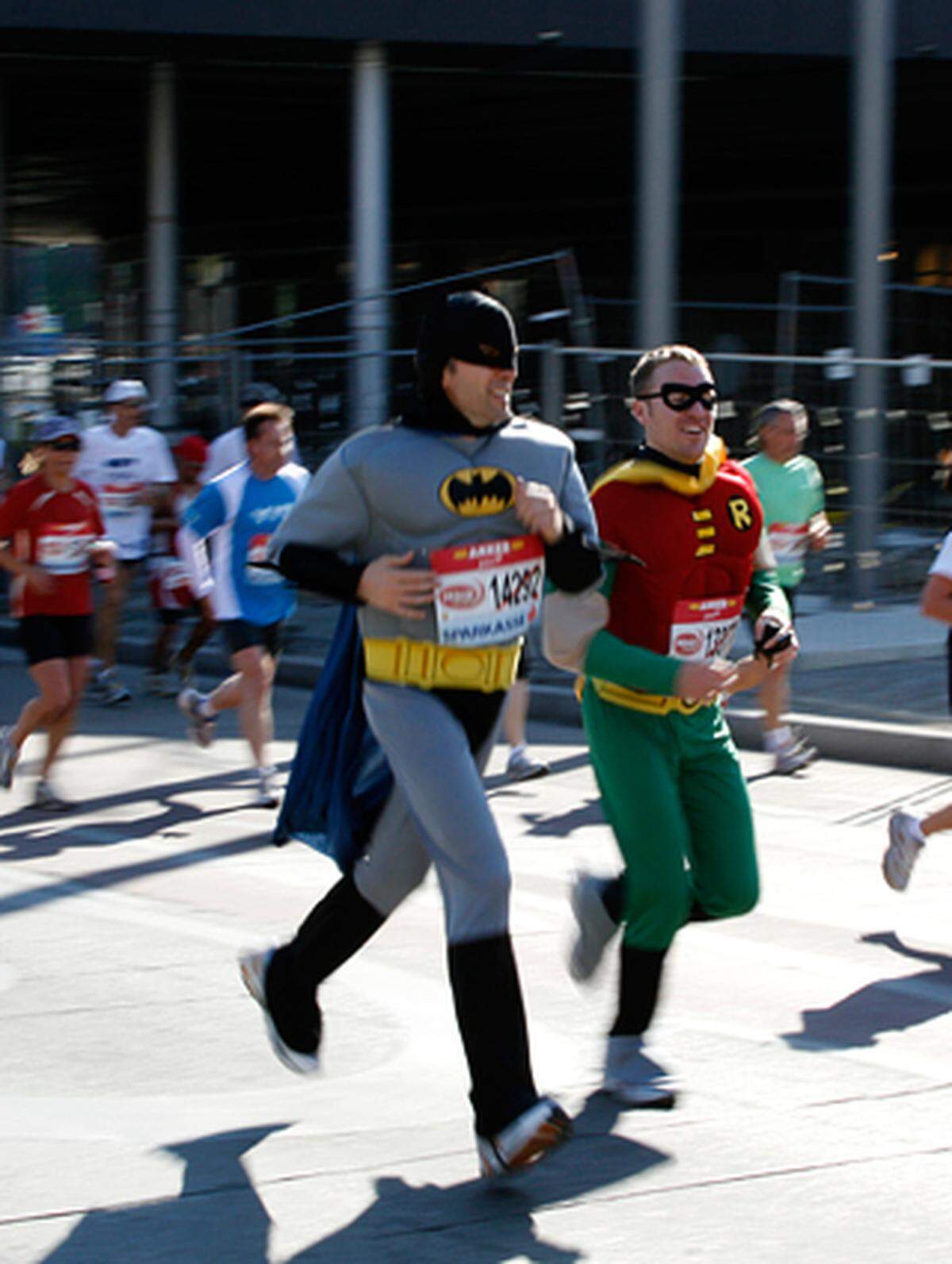 Nicht alle waren im Outfit eines Hochleistungssportlers gekommen. Dennoch waren Batman, Robin &amp; Co. mit Ernst bei der Sache. Genau wie ...