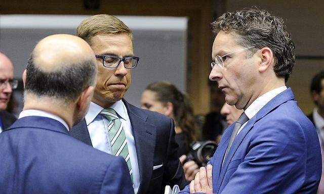 Finnalnds Finanzminister Alexander Stubb (m.) nahm eine besonders Harte Haltung ein