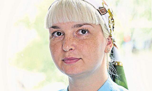 Polina Scherebzowa, geboren 1985 in Grosny, lebt heute im finnischen Exil.