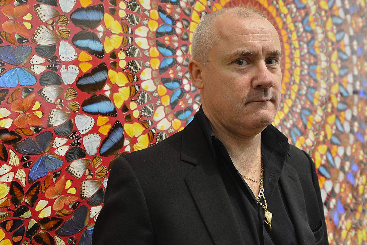 Damien Hirst, der wohl bekannteste zeitgenössische Künstler Englands feierte am 7. Juni seinen 50. Geburtstag. Tote Tiere in Formaldehyd sind für ihn eine Art Markenzeichen.