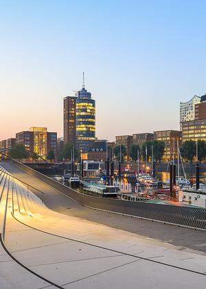 Germany, Hamburg, Hanseatic Trade Center, Elbphilharmonie and harbor in the morning