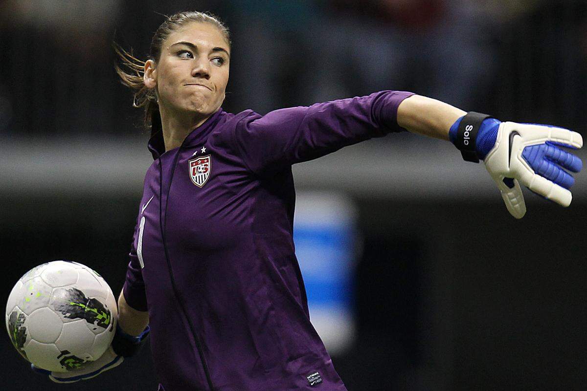 Zu den bestaussehendsten Athletinnen der Sommerspiele gehört wohl auch die Torfrau des US-Soccerteams Hope Solo sowie zwei Tennisspielerinnen aus Russland: