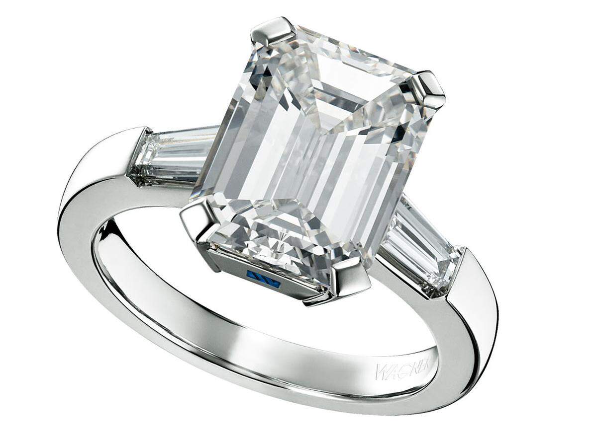 Ring aus Platin mit Diamanten von Juwelier Wagner, Preis auf Anfrage, Kärntner Straße 32, 1010 Wien.